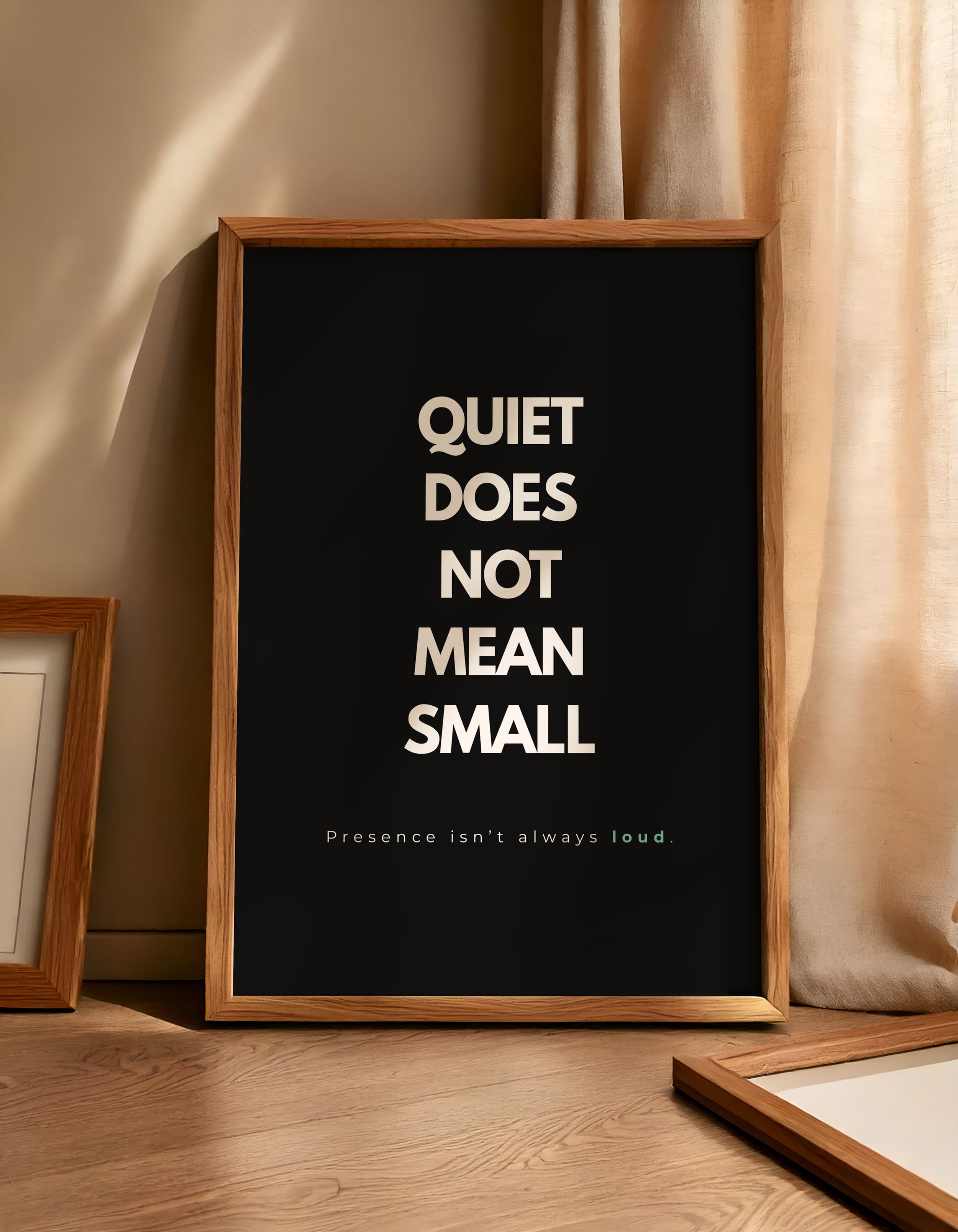 Quiet Does Not Mean Small – plakat dla introwertyków  | Quiet Noise